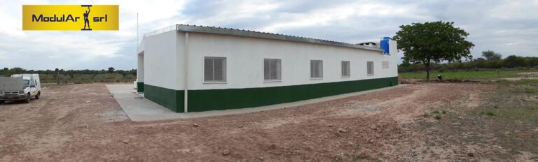 Escuela Primaria y Secundaria 1221 — foto 1