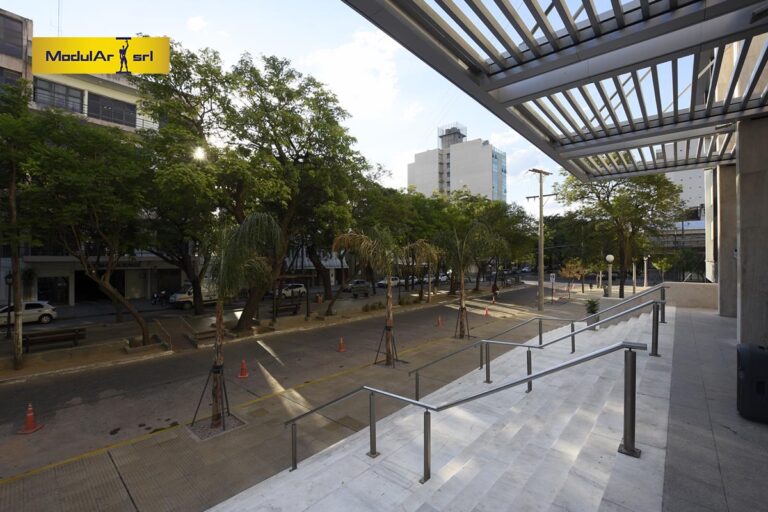 Fachadas del Palacio de Tribunales — Final Día, foto 25