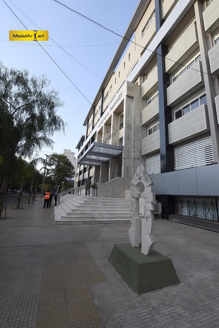 Fachadas del Palacio de Tribunales — Final Día, foto 32