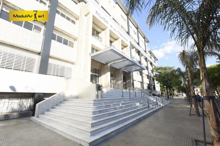 Fachadas del Palacio de Tribunales — Final Día, foto 8