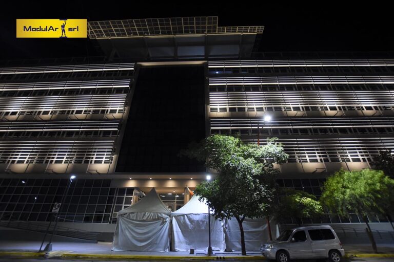 Fachadas del Palacio de Tribunales — Final Noche, foto 23